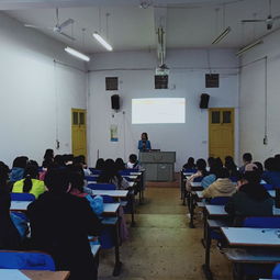 外语学院举办 高校朋辈辅导技能培训 讲座