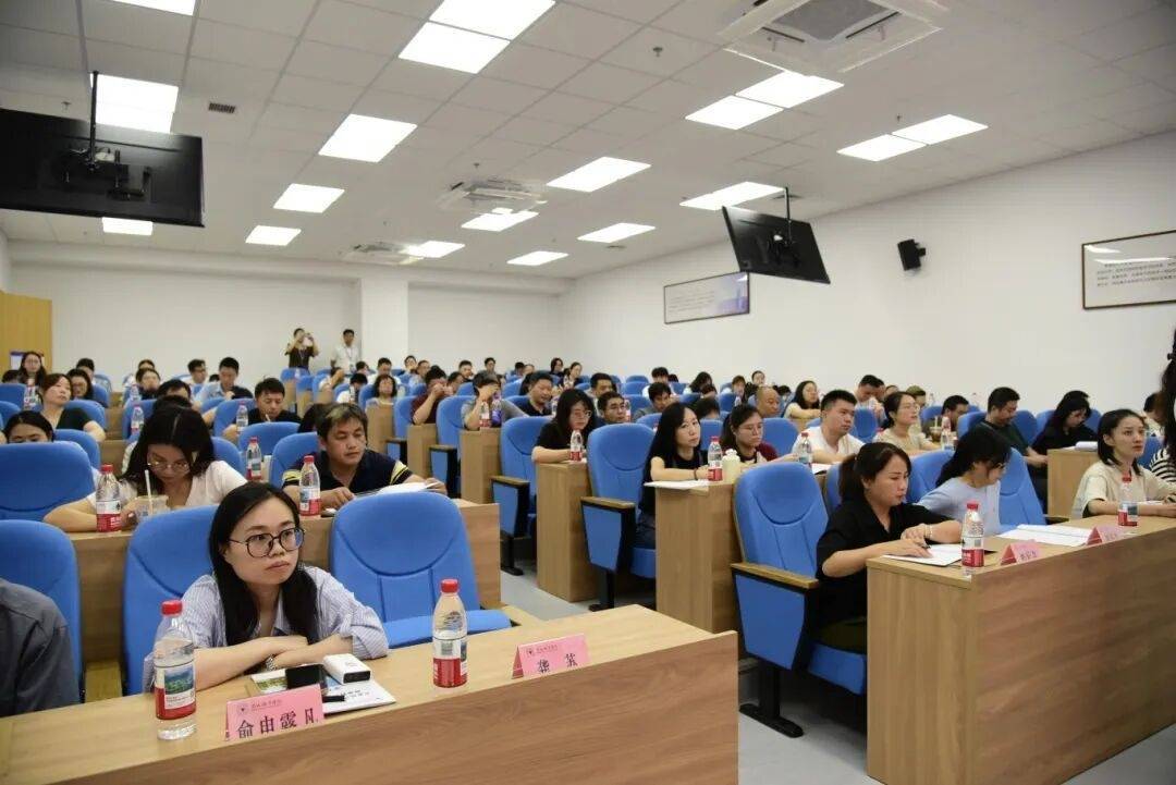 市直机关党员志愿服务暨应急救护及技能培训成功举办